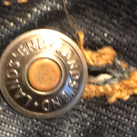 Lands End - Picture 3 of 8